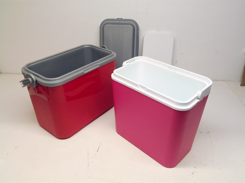 nevera camping picnic plastico 43-49x45x27 38-47x40x23.5 1u